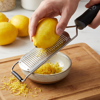 Qualty Brede Rasp RVS | Inclusief Borstel & Beschermhoes